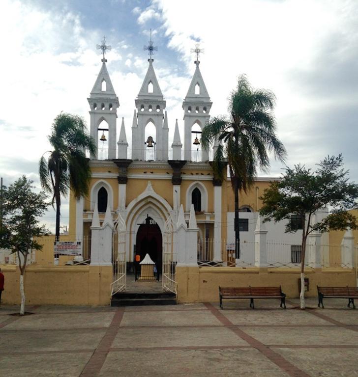 Hotel Mi Pueblito Tonalá Buitenkant foto
